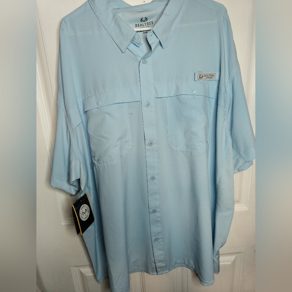 Realtree Light Blue Casual Button Down Shirt . Size 3X